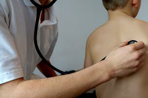 רשלנות רפואית בילדים - מדריך להתמודדות מול רשויות המדינה