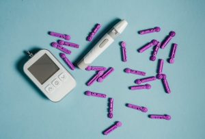 מדריך להורים: איך מתמודדים עם סוכרת נעורים?